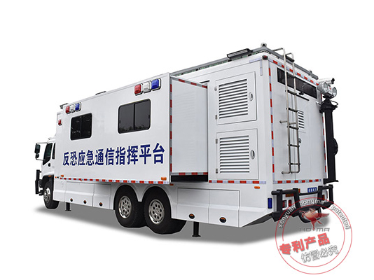 12米移动方舱指挥车